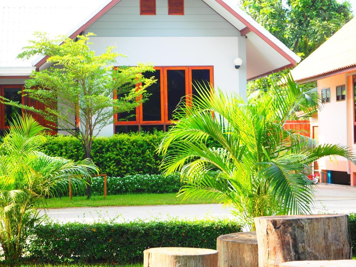 Bansuansiriwat Hotel Ban Tak Ngoại thất bức ảnh